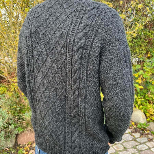 Moby Sweater Man - Strikkeopskrift