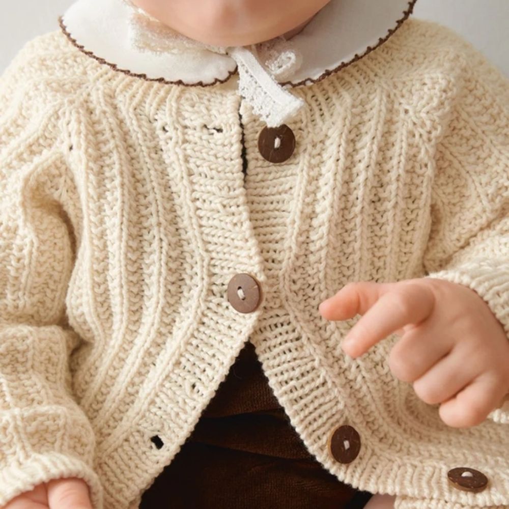 Ellis Cardigan Baby (Norsk) - Strikkeopskrift