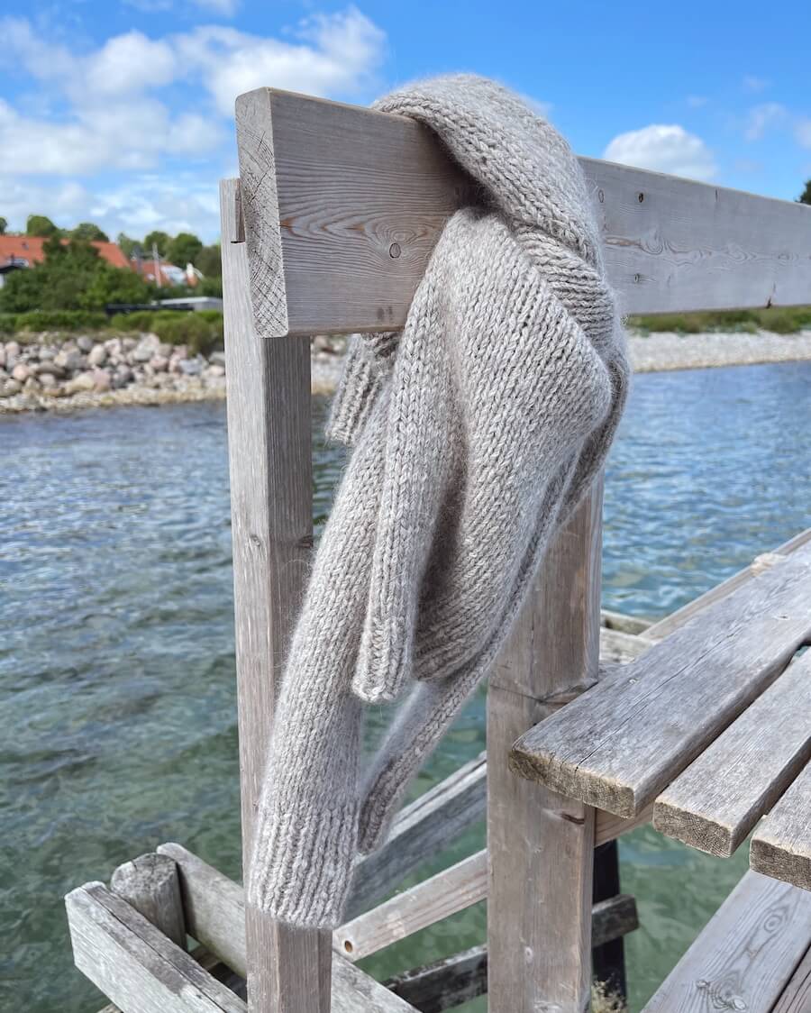 Novice Sweater (Chunky Edition) - Strikkeopskrift