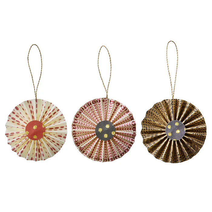 Paper Rosettes Kalaiya Ruby