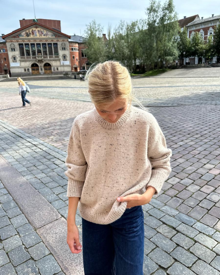 Sonja Sweater - Strikkeopskrift