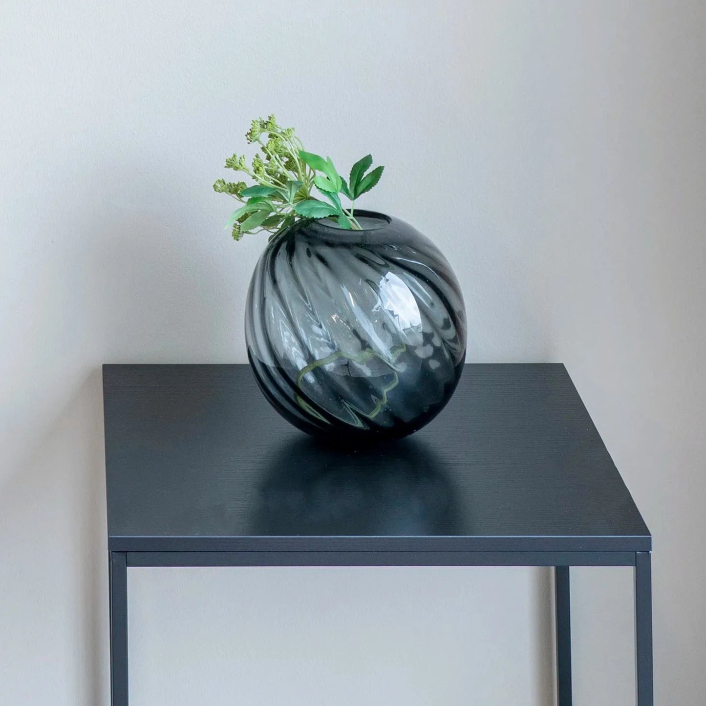 Vase, grå, ø20x19 cm