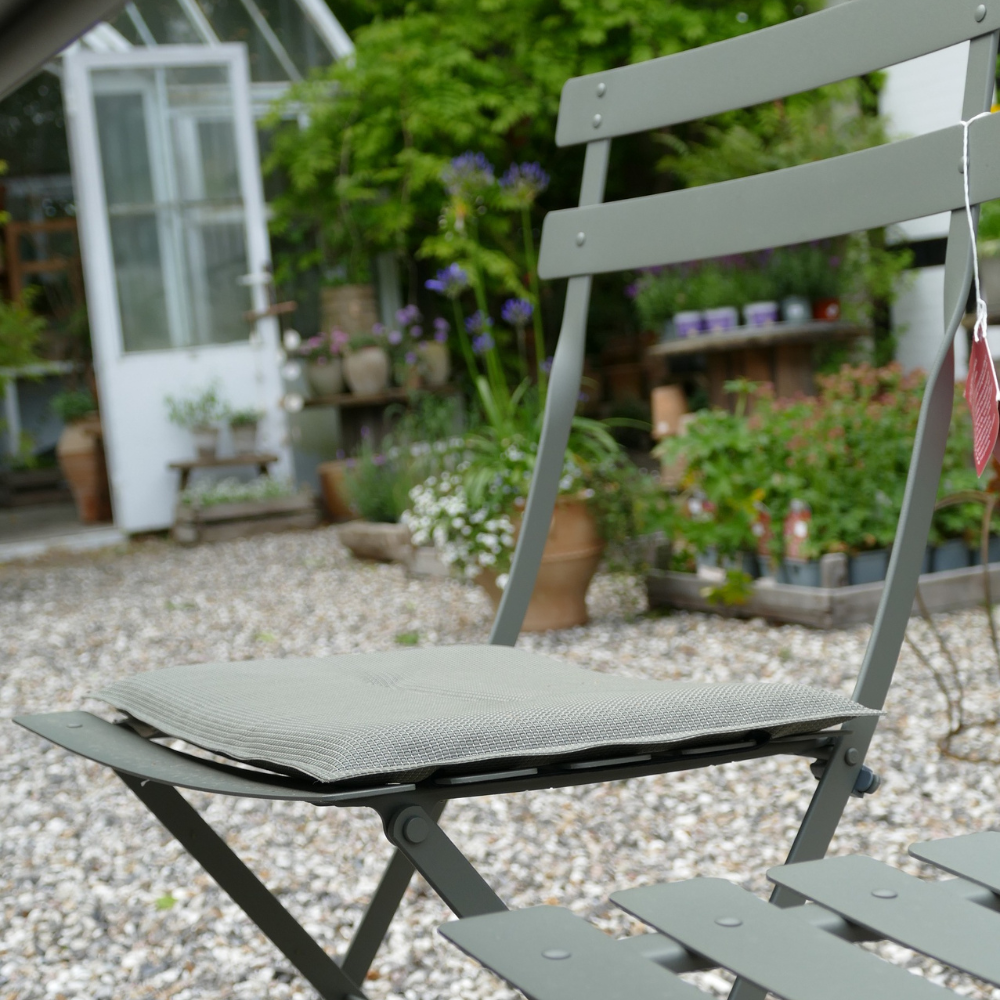 Bistro Outdoor Pude 38x28 cm