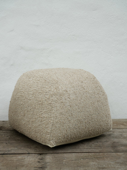 Dara Pouf
