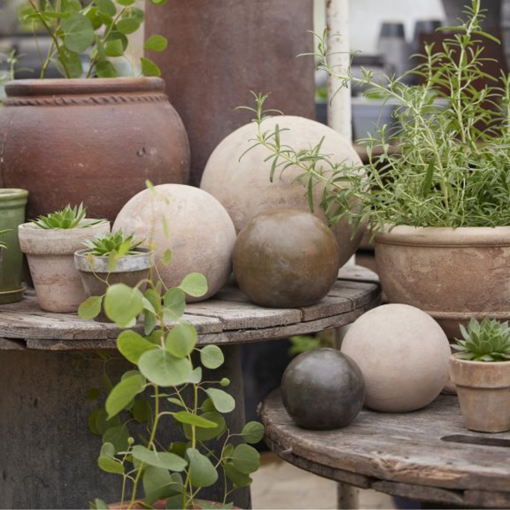 Krista Ceramic Ball
