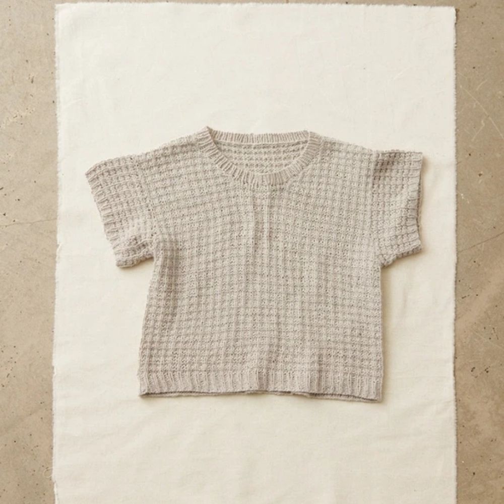 Leo Tee Baby (Norsk) - Strikkeopskrift