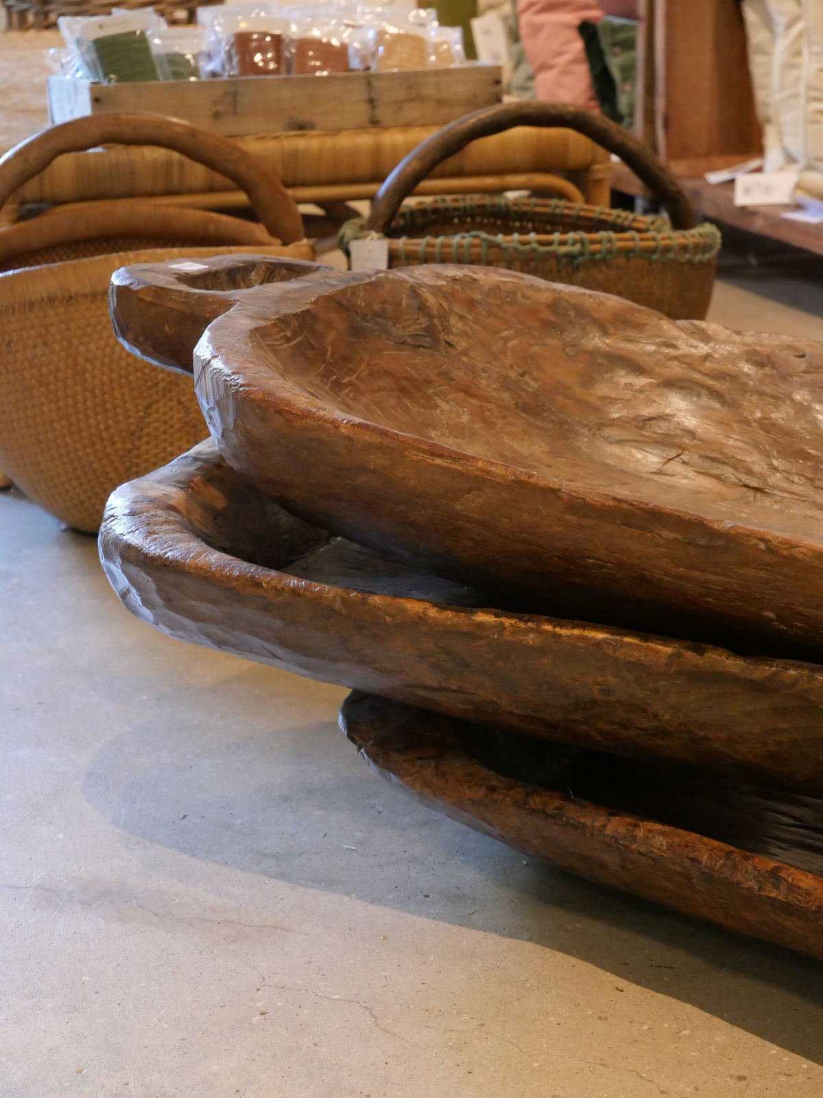 Wooden bowl stor 230