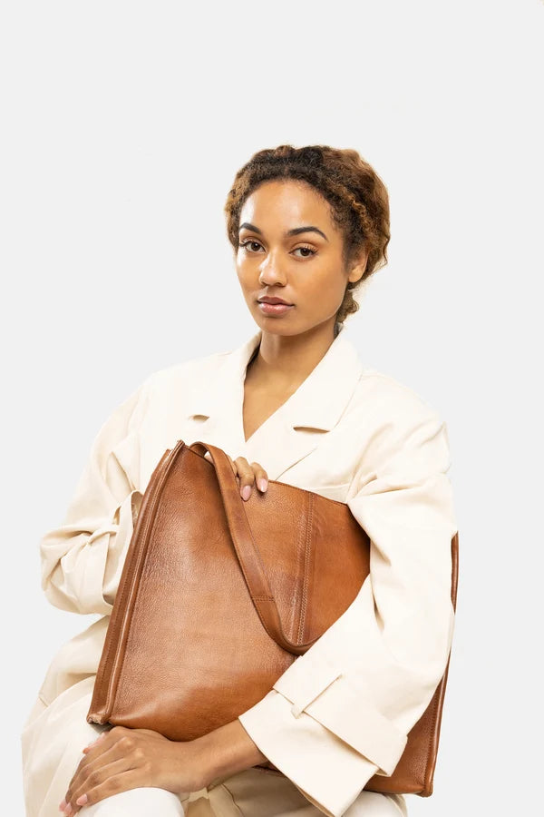 Aro Urban Walnut