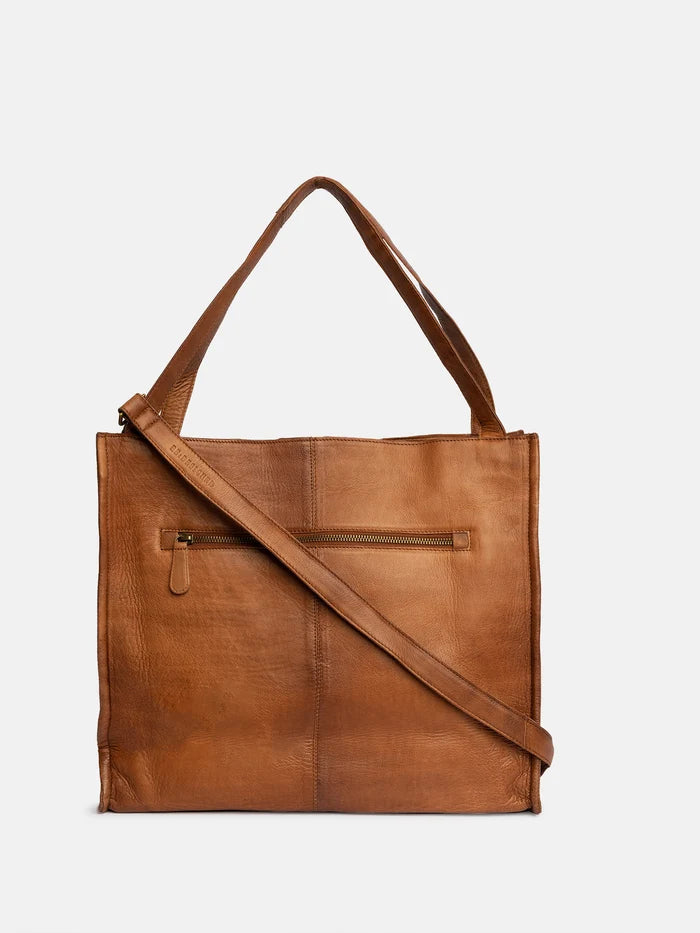Aro Urban Walnut