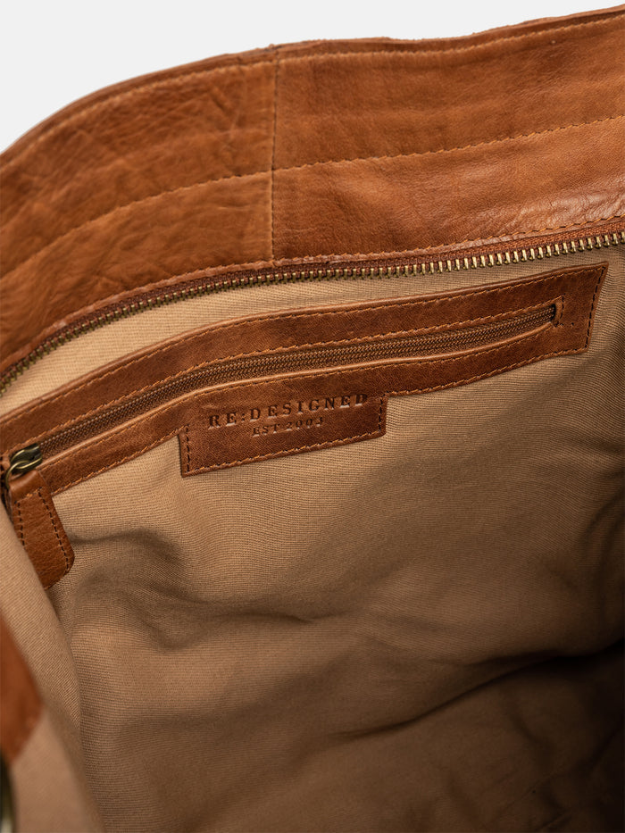 Aro Urban Walnut