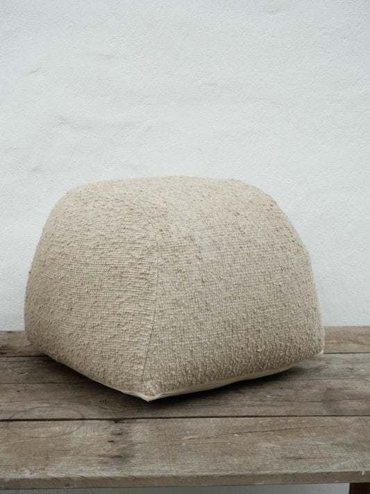 Dara Pouf
