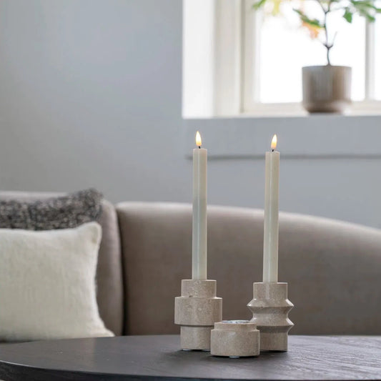 Lysestage, Travertin