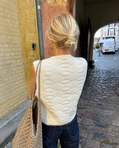Esther Vest - Strikkeopskrift